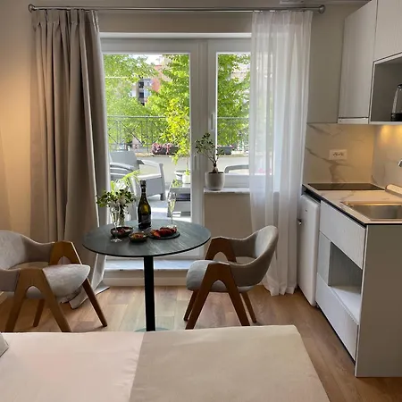 Nea Terrace View Apartament *